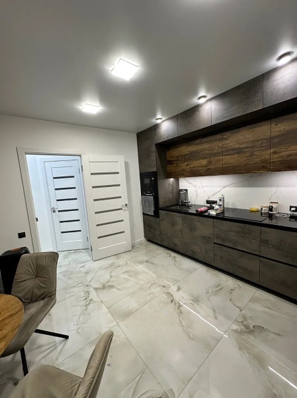 Продажа 2-комнатной квартиры 68 м²