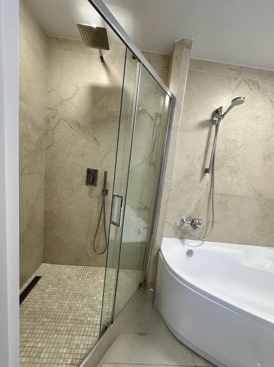 Продажа 2-комнатной квартиры 68 м²