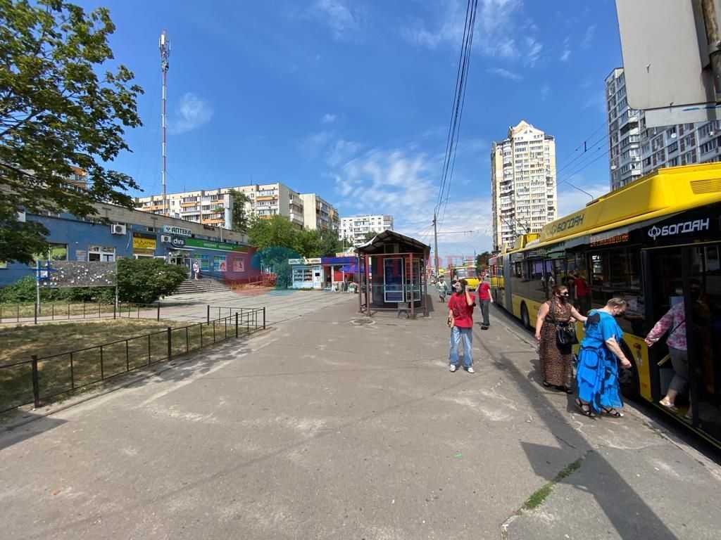 Аренда другого торгового помещения 373 м², Героев Сталинграда просп., 65