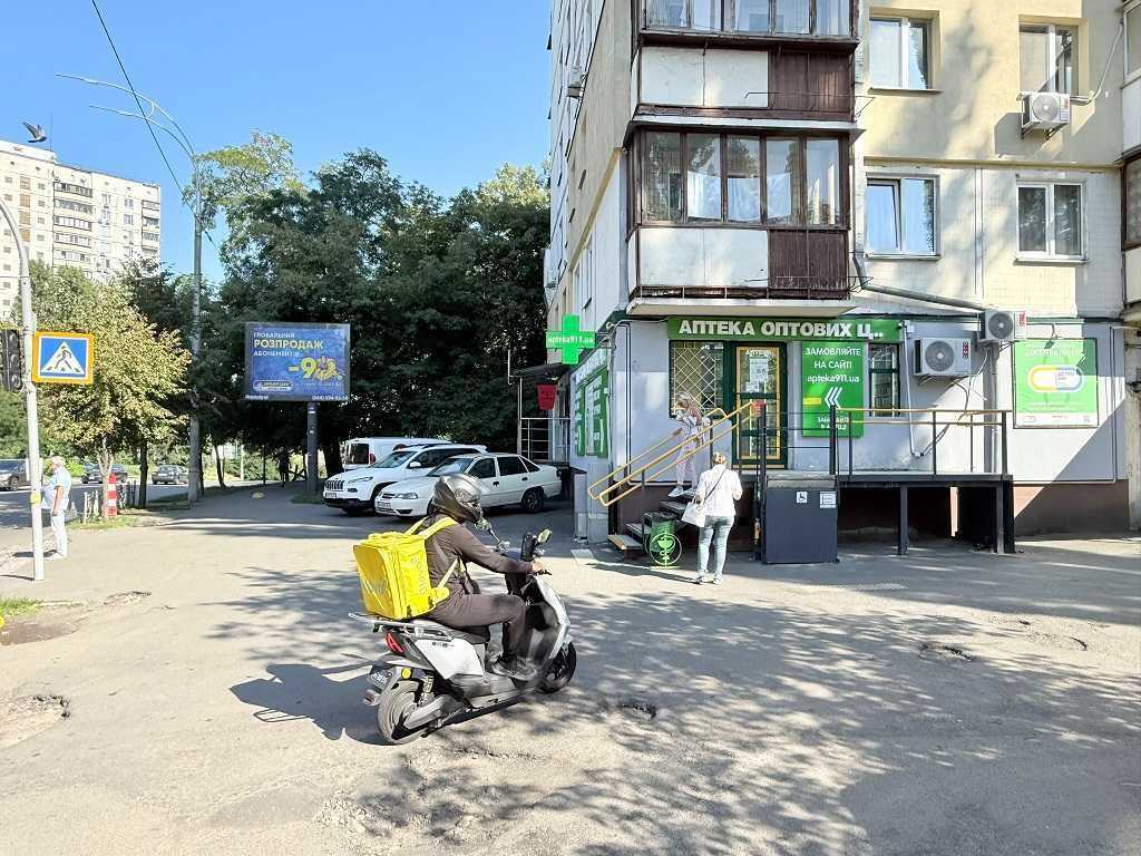 Аренда другого торгового помещения 55 м², Соломенская ул., 36