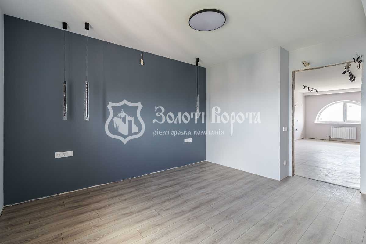 Продажа 2-комнатной квартиры 53.4 м², Осенняя ул., 33