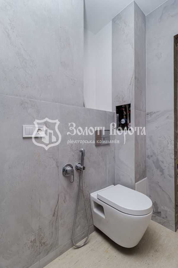 Продажа 2-комнатной квартиры 53.4 м², Осенняя ул., 33