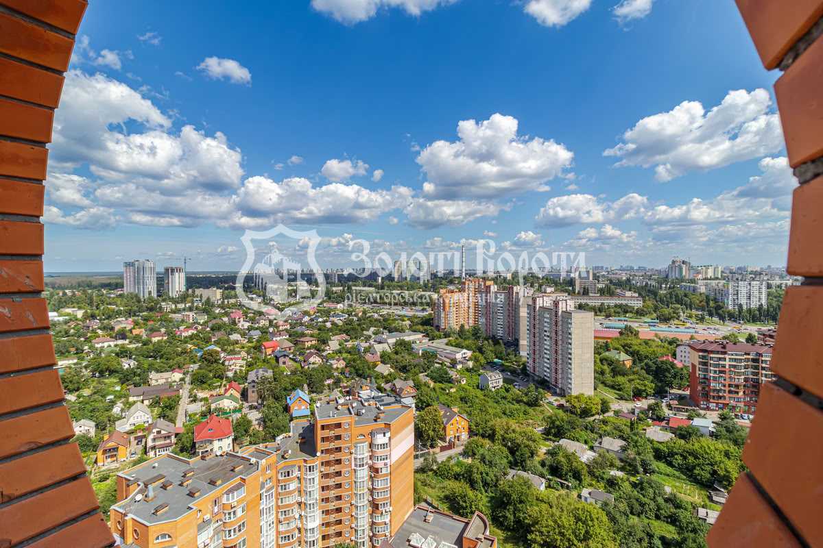 Продажа 2-комнатной квартиры 53.4 м², Осенняя ул., 33