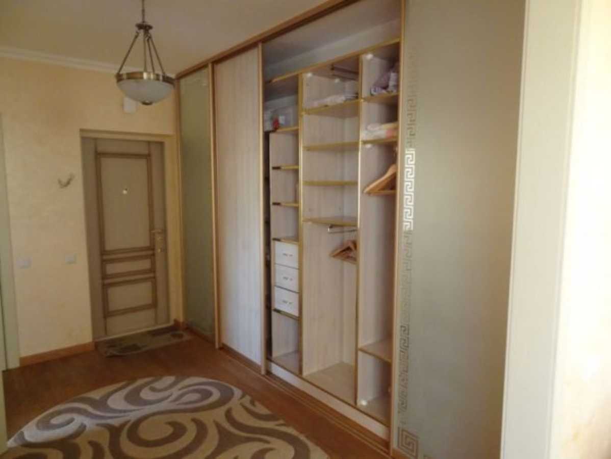Аренда 3-комнатной квартиры 115 м², Степана Ковнира ул., Рудницкого, 3/7