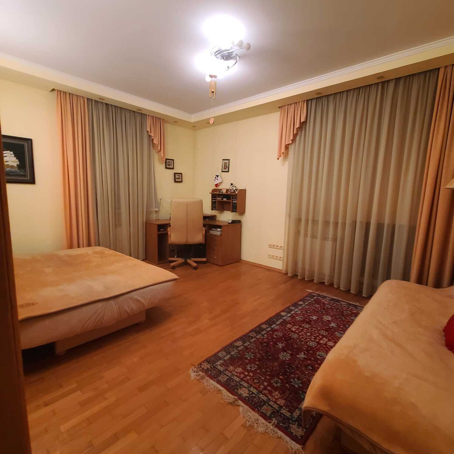 Продажа 3-комнатной квартиры 138 м², Ковальский пер., 13А