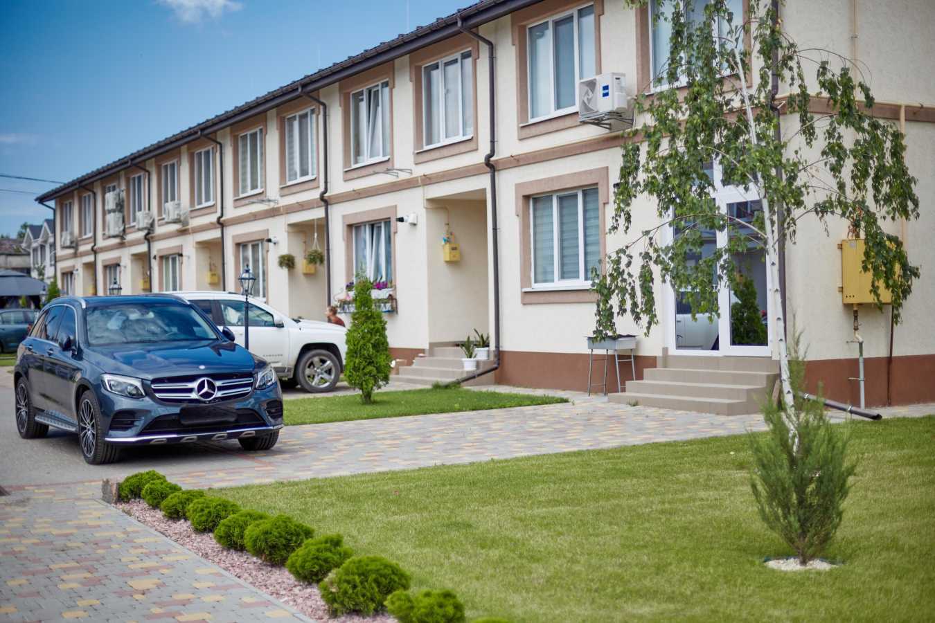 Продажа 2-комнатной квартиры 73 м², Ясная ул., 12