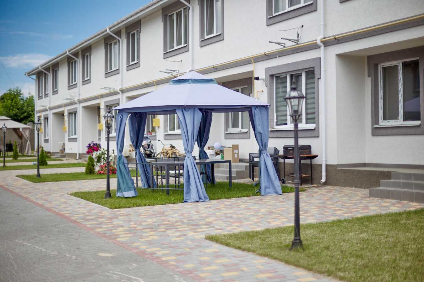 Продажа 2-комнатной квартиры 73 м², Ясная ул., 12