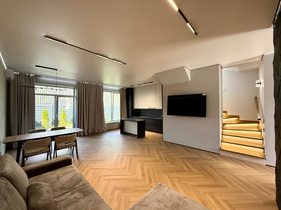 Аренда дуплекса 135 м², Осокорская ул.