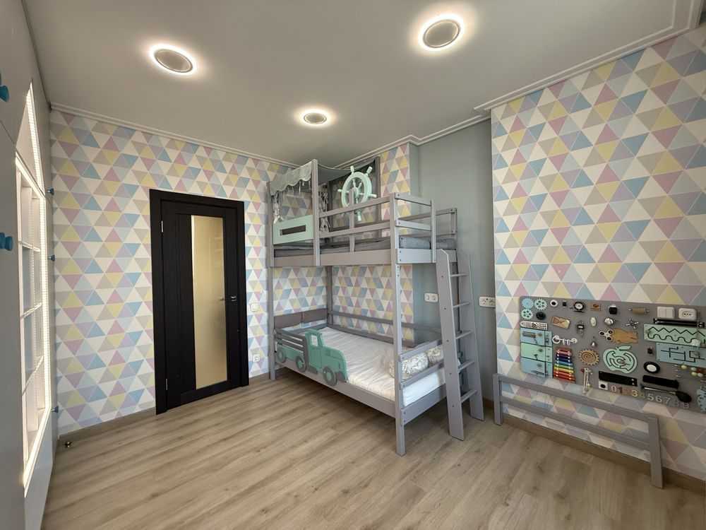 Продажа 3-комнатной квартиры 90 м², Соломенская ул., 20в