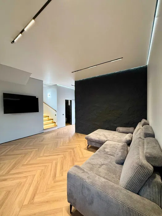 Аренда дома 180 м², 182-я Садовая ул.