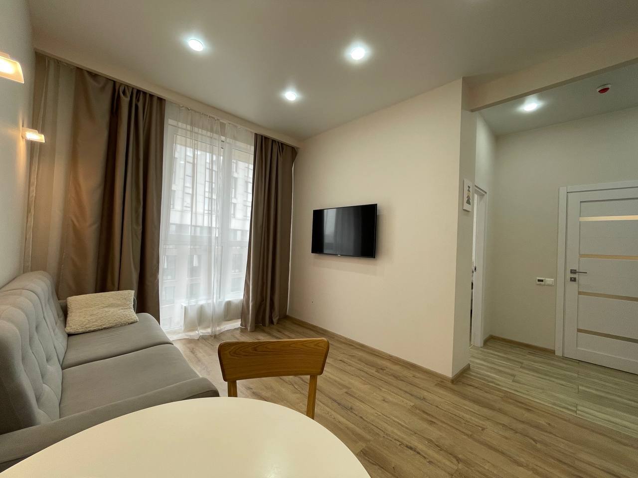 Аренда 2-комнатной квартиры 41 м², Звездный бул., 1А