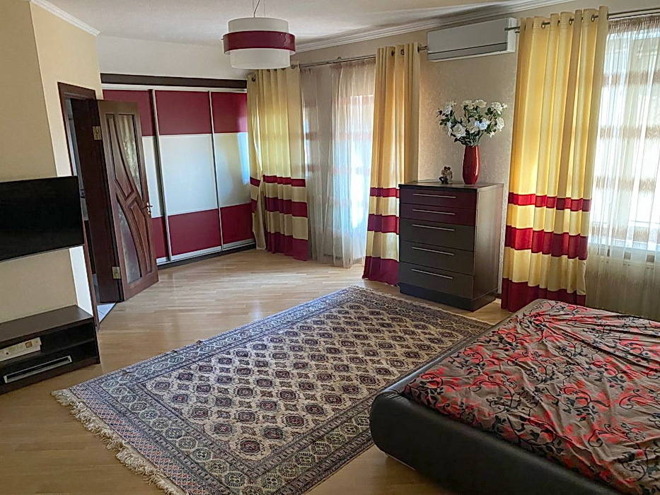 Аренда дома 450 м²