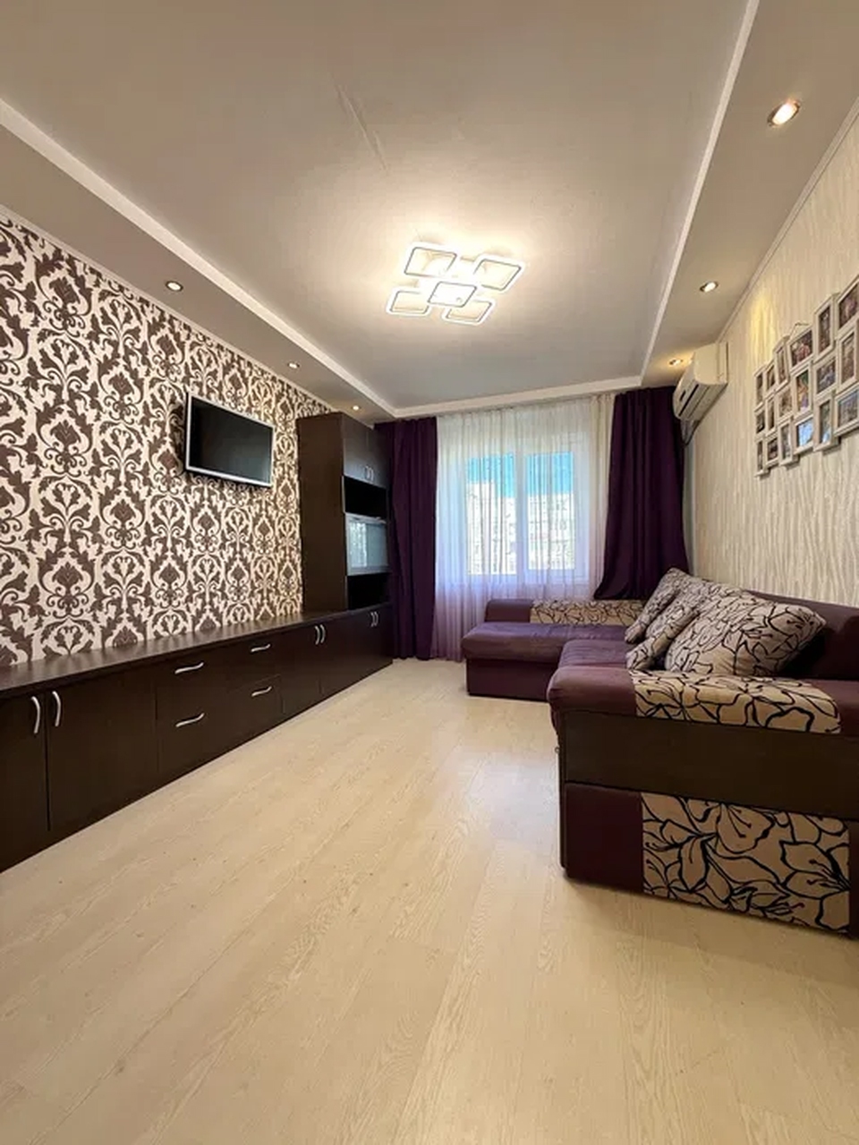 Продажа 3-комнатной квартиры 64 м², Слобожанский просп., 81