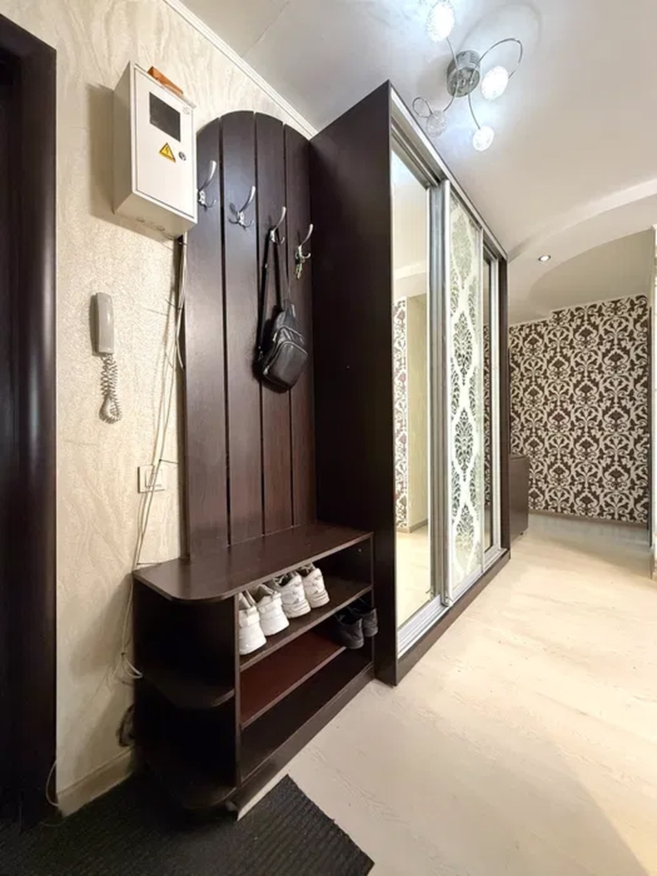 Продажа 3-комнатной квартиры 64 м², Слобожанский просп., 81