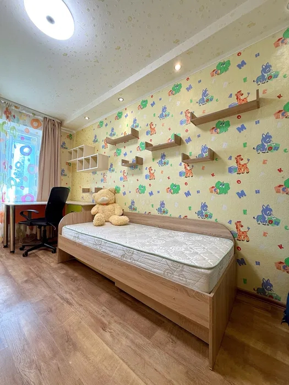 Продажа 3-комнатной квартиры 64 м², Слобожанский просп., 81