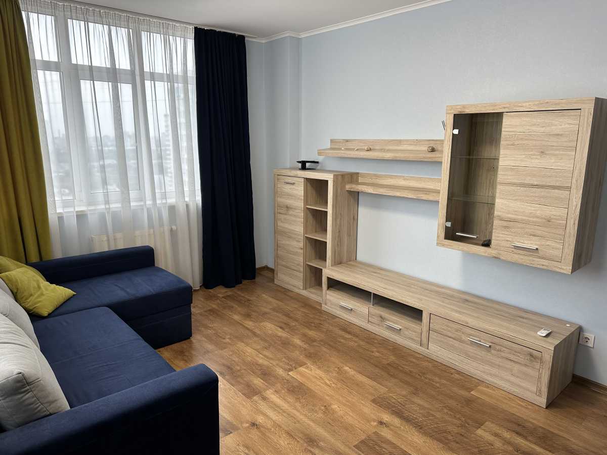 Продажа 3-комнатной квартиры 80 м², Елены Пчилки ул., 3
