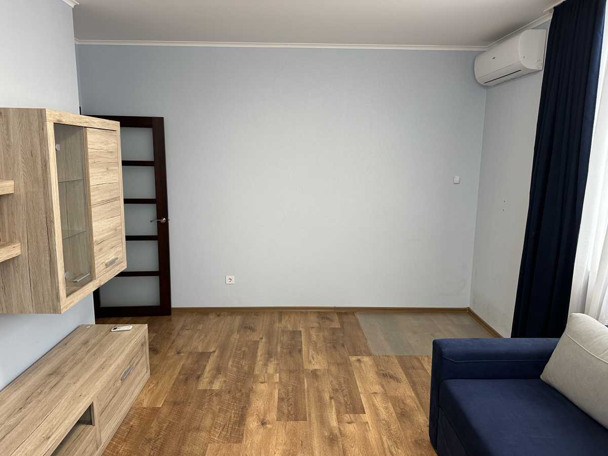 Продажа 3-комнатной квартиры 80 м², Елены Пчилки ул., 3