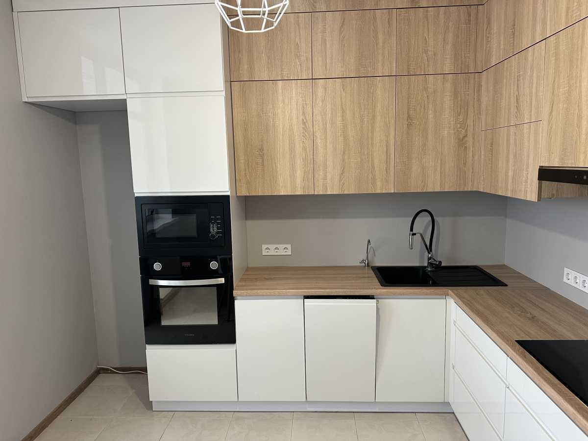 Продажа 3-комнатной квартиры 80 м², Елены Пчилки ул., 3