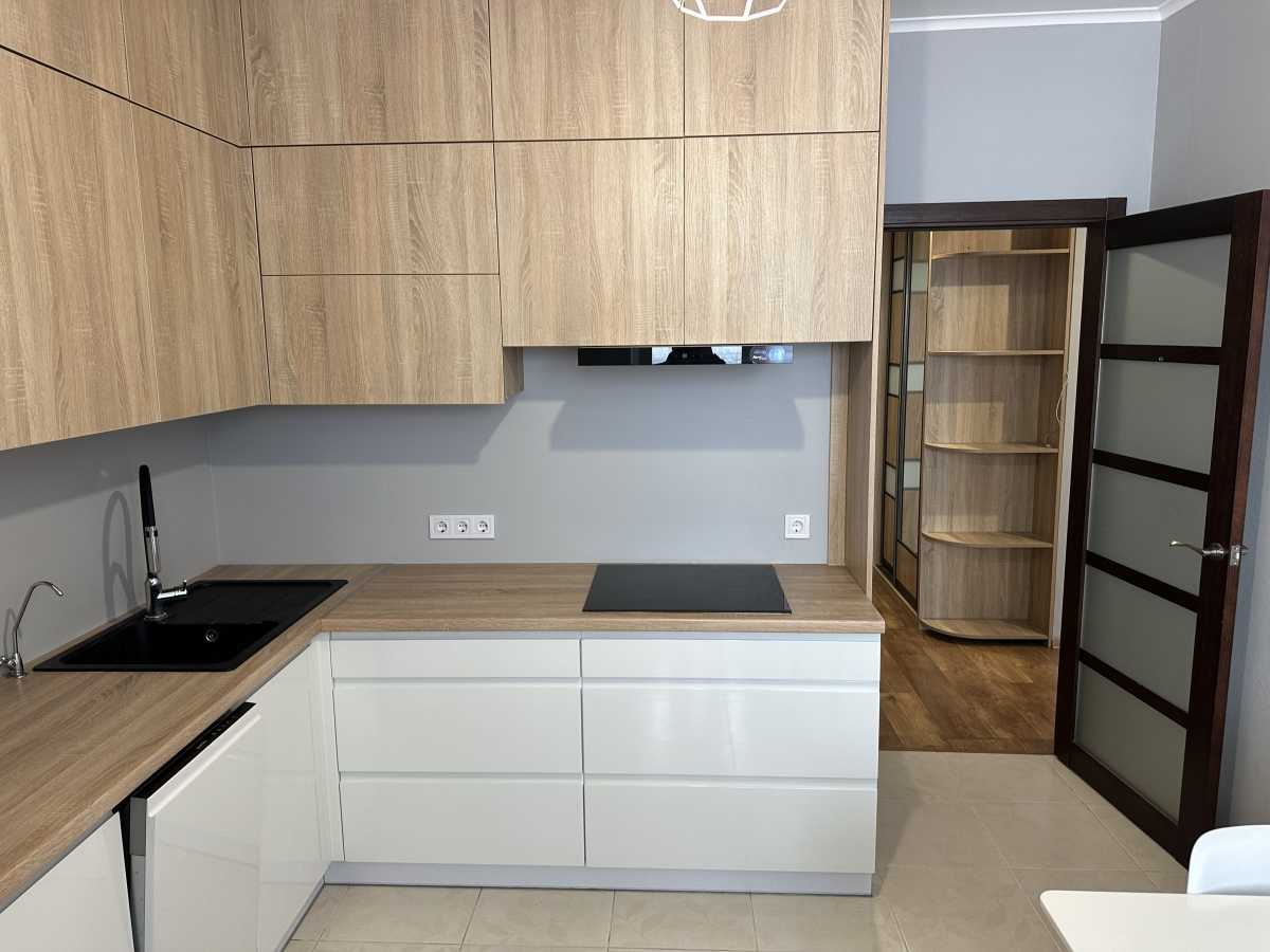 Продажа 3-комнатной квартиры 80 м², Елены Пчилки ул., 3