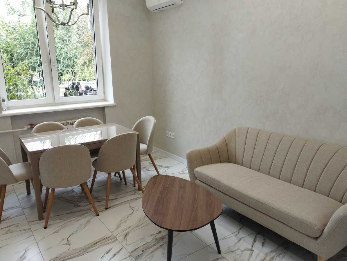 Оренда 3-кімнатної квартири 70 м², Уманська вул., 47