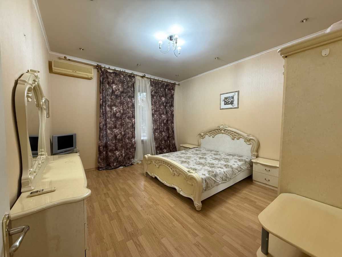 Аренда 3-комнатной квартиры 80 м², Липский пер., 15б