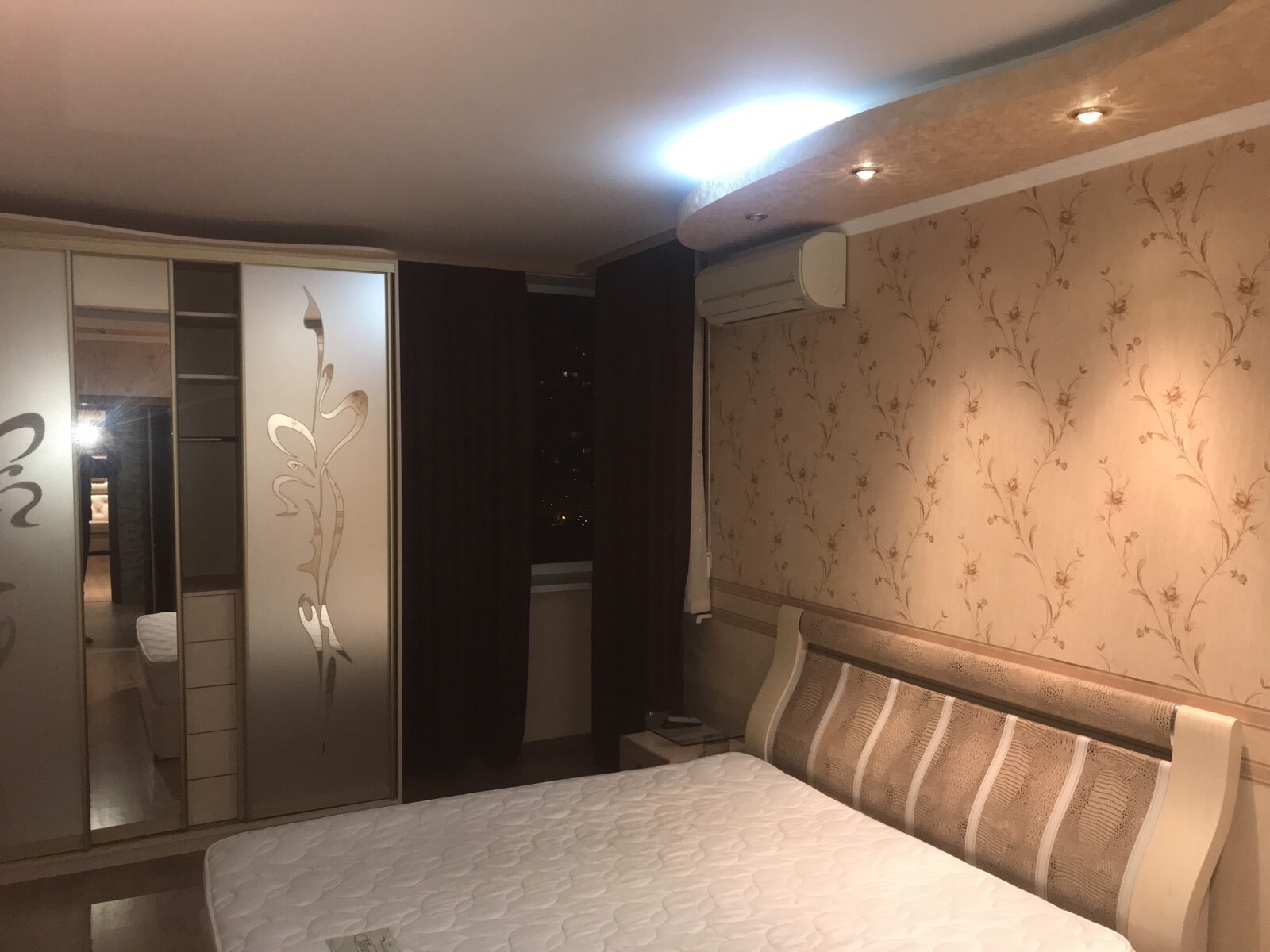 Оренда 2-кімнатної квартири 75 м², Анни Ахматової вул., 35А