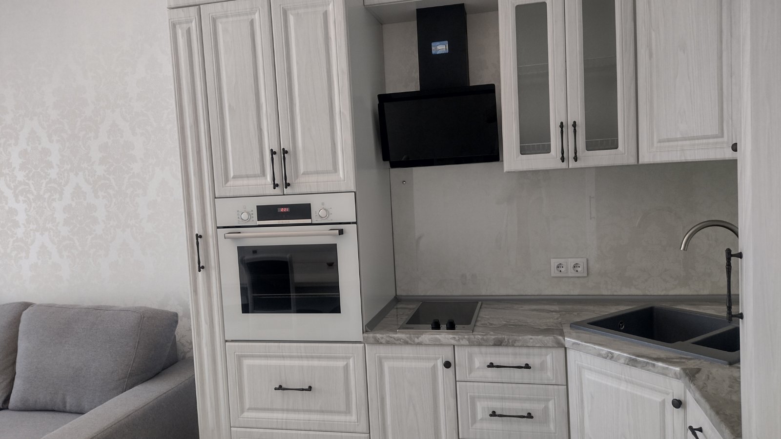 Аренда 2-комнатной квартиры 69 м², Бориса Гмыри ул.
