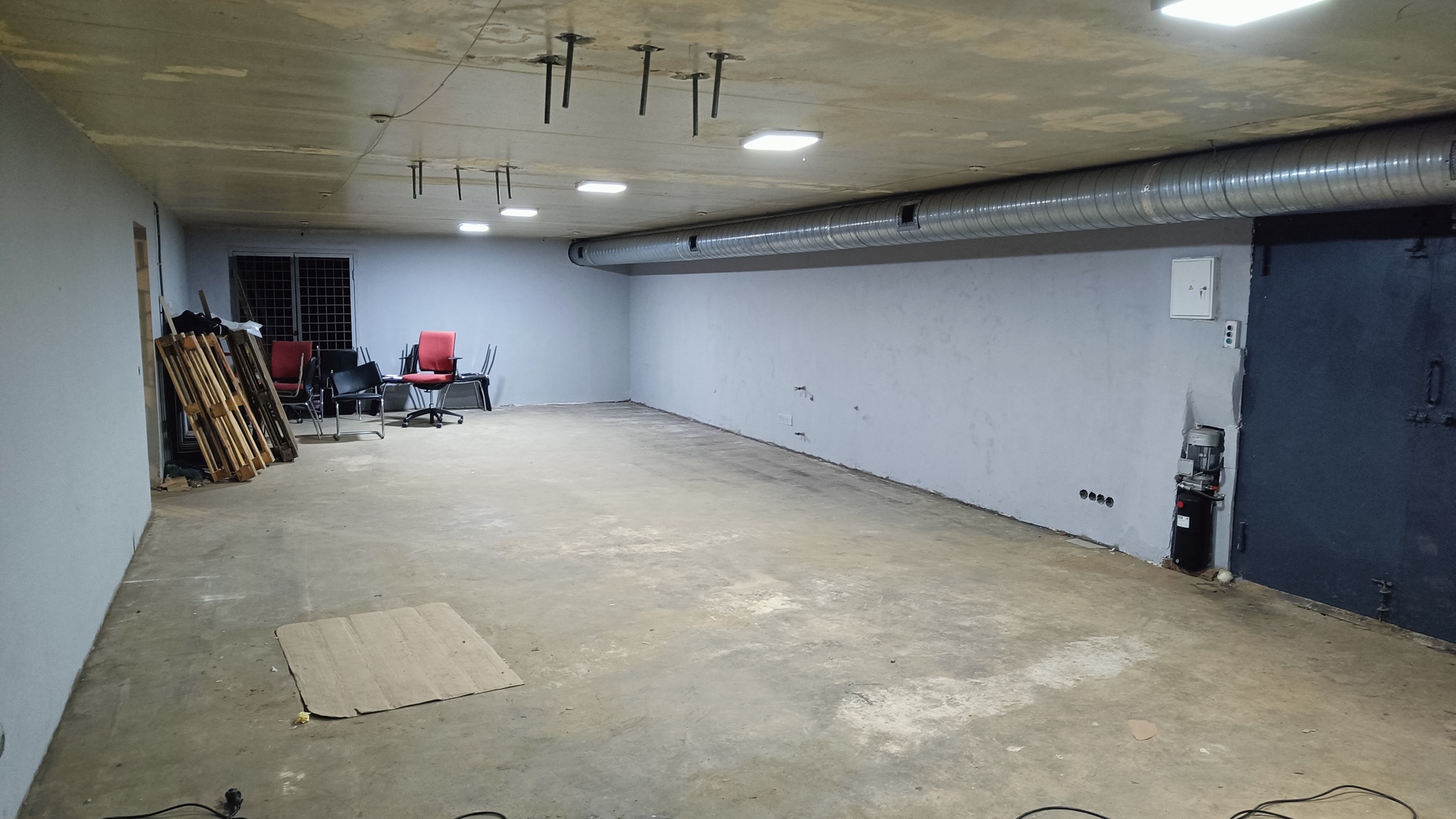 Аренда склада 400 м², Академика Туполева ул., 1Б