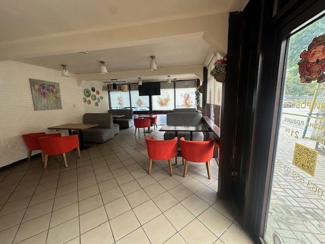 Продажа торгового помещения 119 м², Победы просп., 7