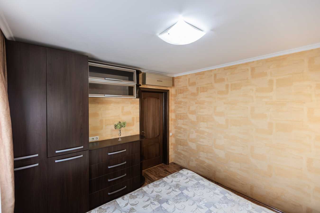 Продажа 2-комнатной квартиры 52.8 м², Хорольская ул., 8/4