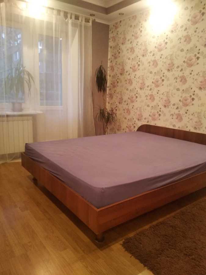 Аренда 3-комнатной квартиры 58 м², Днепровская наб., 7А
