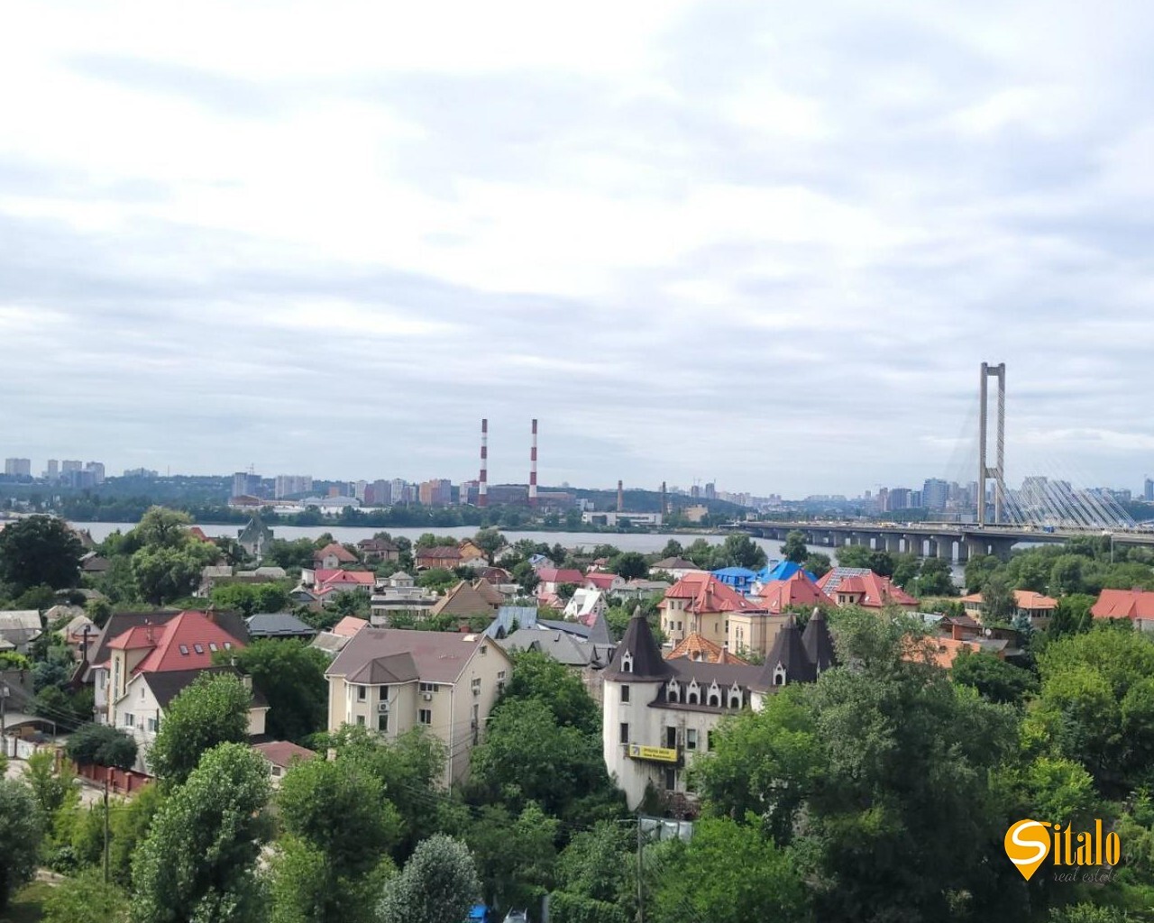 Продаж 1-кімнатної квартири 50 м², Центральна вул., 21А