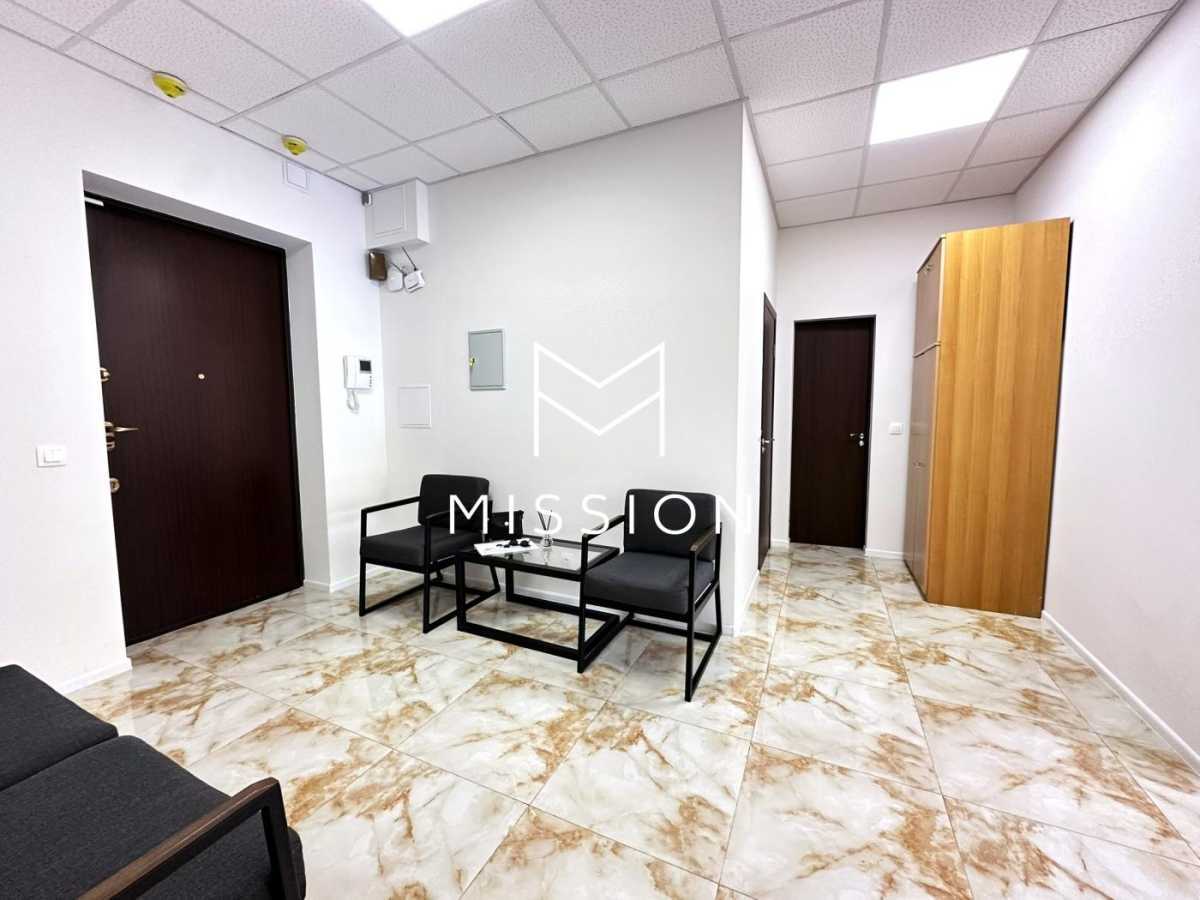 Аренда 3-комнатной квартиры 138 м², Институтская ул., 18А