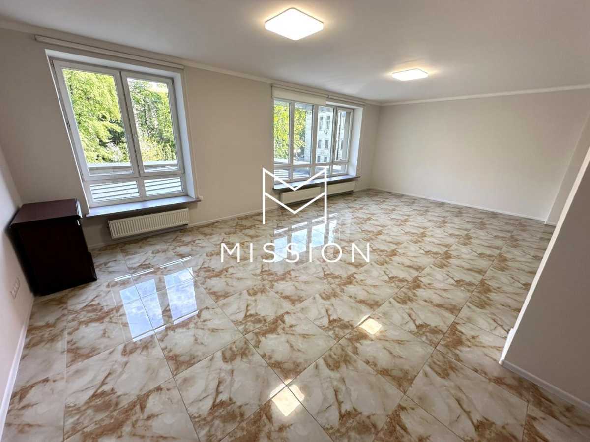 Аренда 3-комнатной квартиры 138 м², Институтская ул., 18А