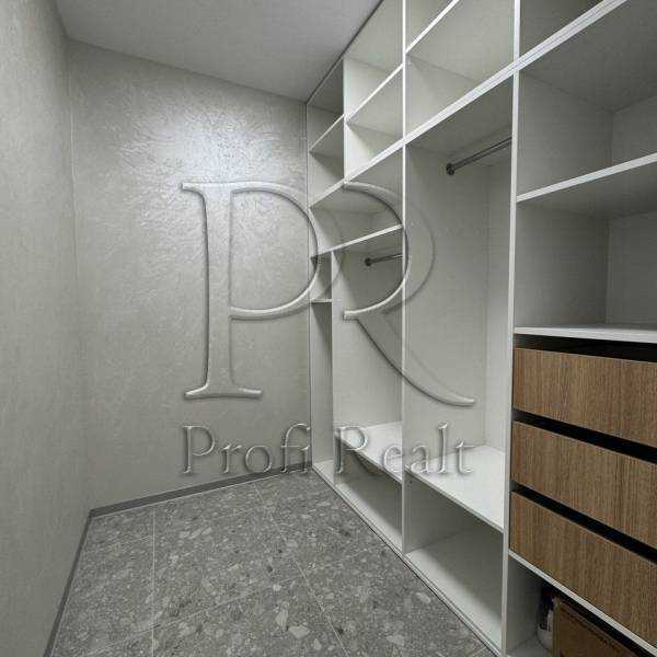 Продажа 1-комнатной квартиры 44 м², Любомира Гузара просп., 15