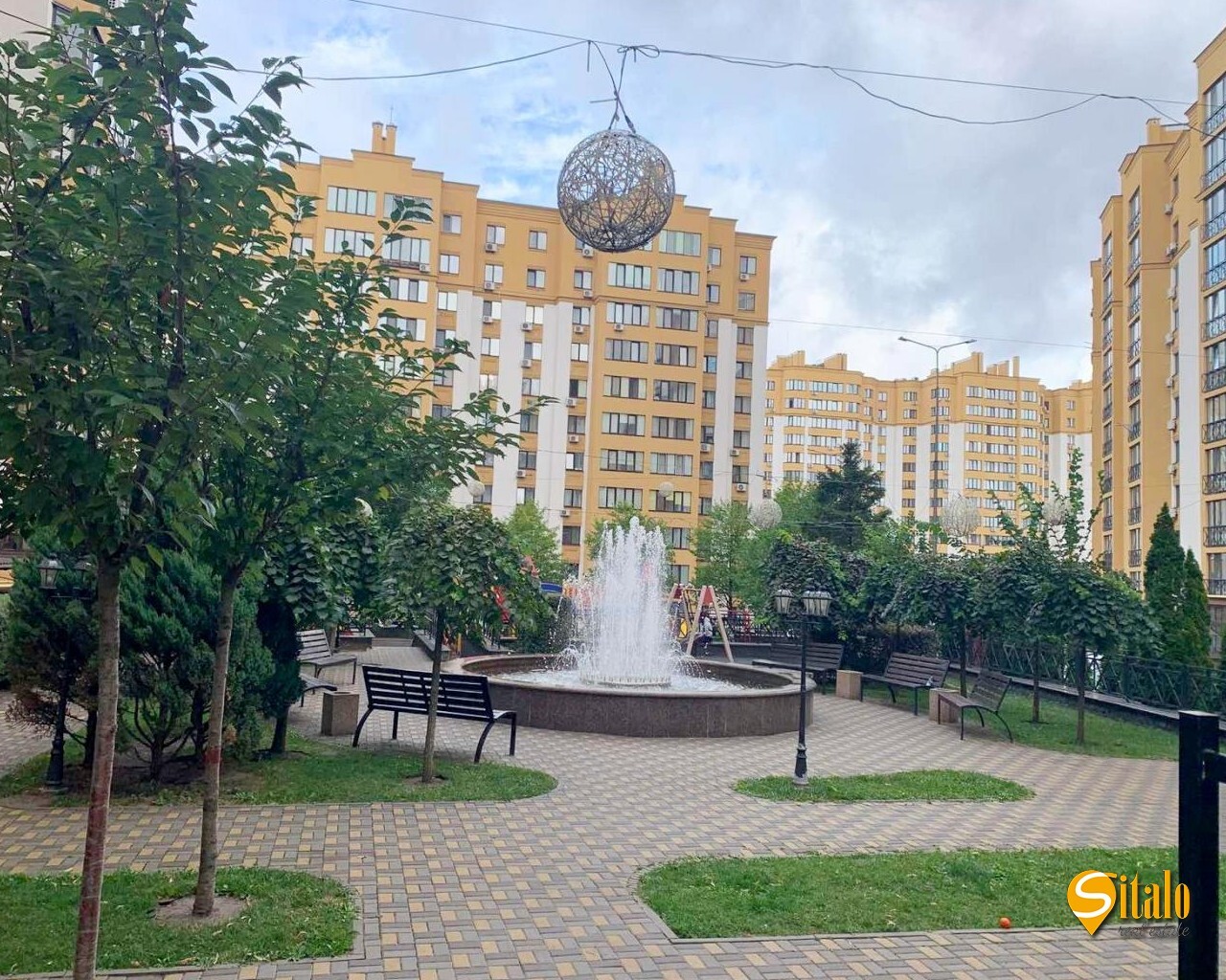 Продажа 2-комнатной квартиры 60 м²