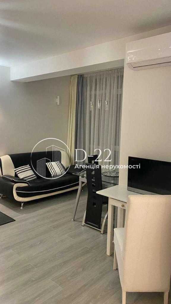 Продажа 1-комнатной квартиры 52 м², Богдана Хмельницкого ул., 11