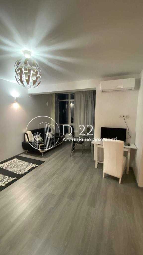 Продажа 1-комнатной квартиры 52 м², Богдана Хмельницкого ул., 11