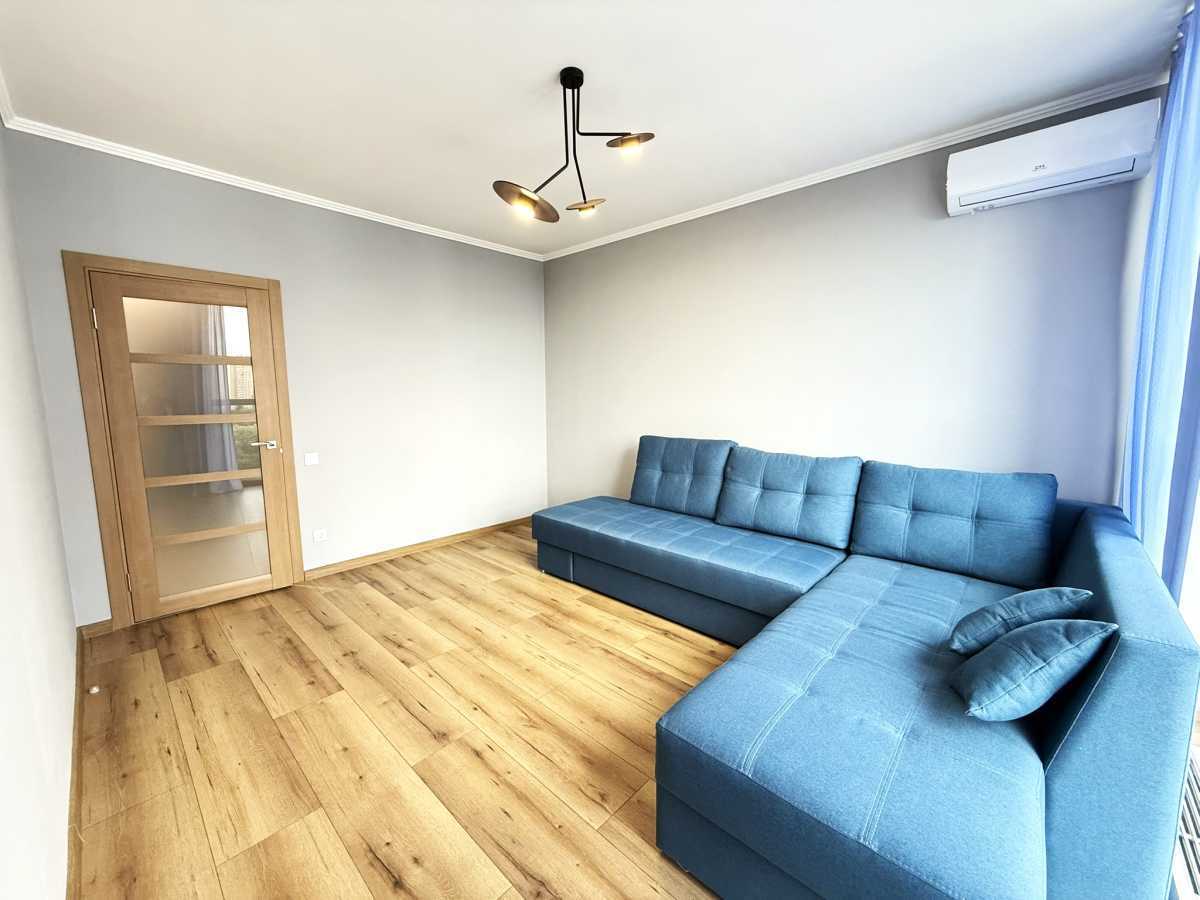 Оренда 1-кімнатної квартири 43 м², Воскресенська вул., 2В