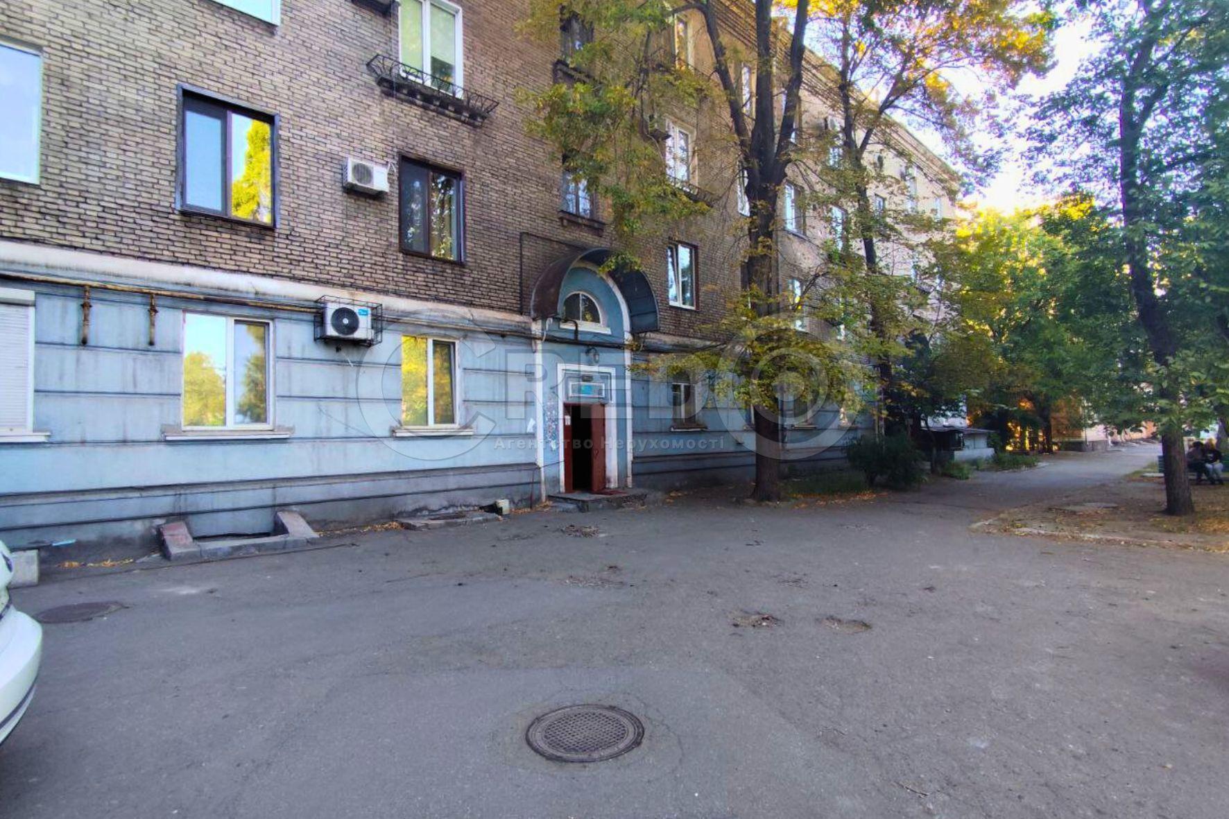 Продажа 2-комнатной квартиры 48.7 м², Южный просп.
