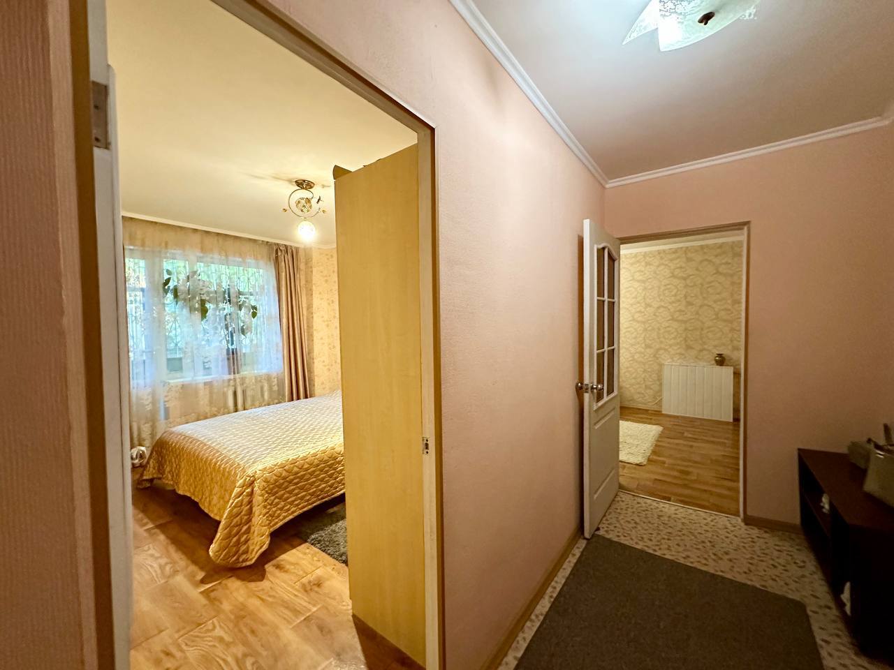 Продаж 2-кімнатної квартири 54 м², Набережна Перемоги вул.