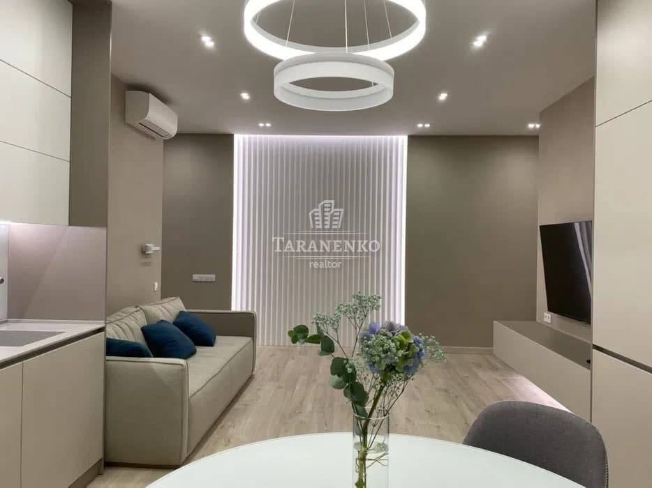 Аренда 2-комнатной квартиры 82 м², Симферопольская ул.