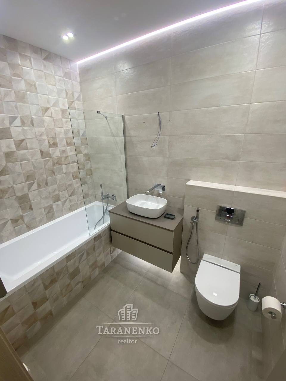 Аренда 2-комнатной квартиры 82 м², Симферопольская ул.