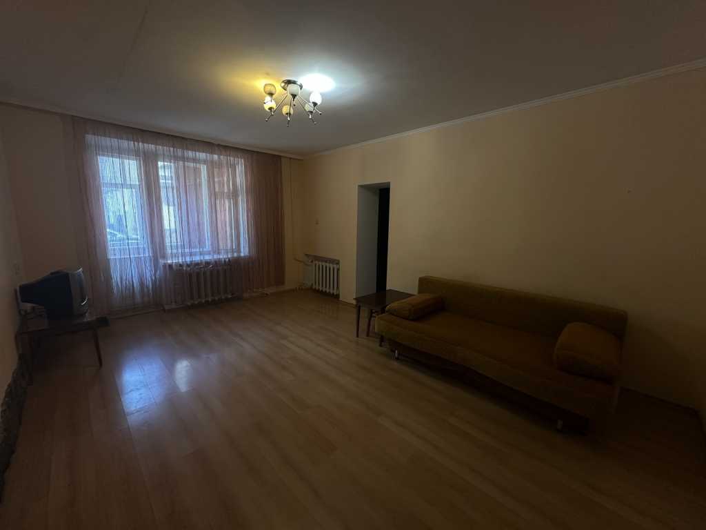 Продажа 1-комнатной квартиры 46.5 м², Озерная ул.