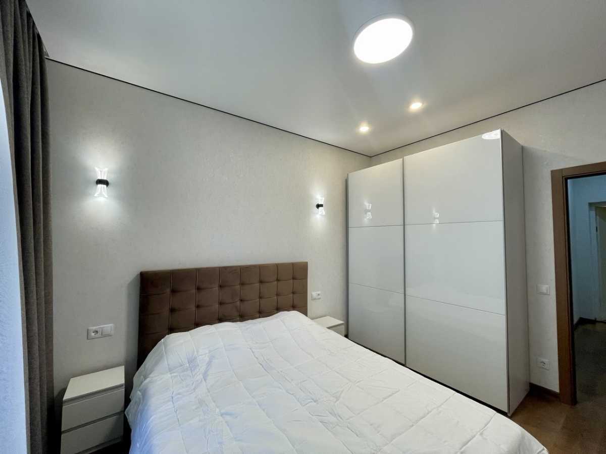 Аренда 2-комнатной квартиры 45 м², Сімї Хохлових, 12