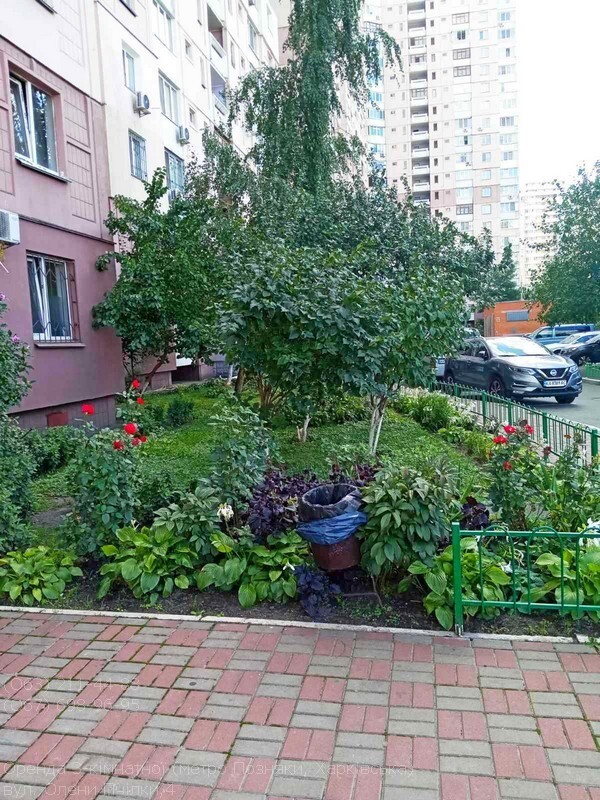 Аренда 3-комнатной квартиры 97 м², Елены Пчилки ул., 4