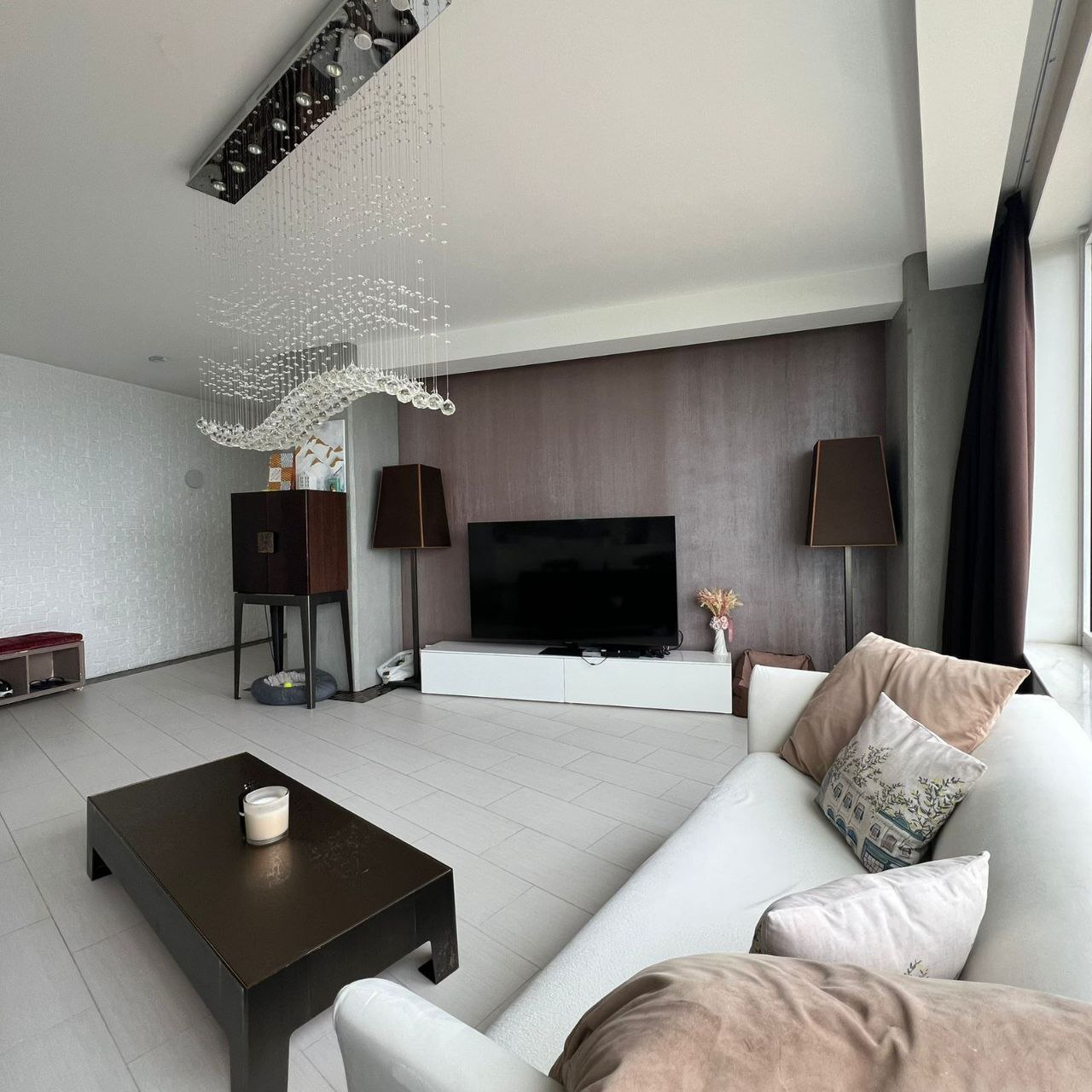 Аренда 2-комнатной квартиры 135 м², Литературная ул., 1А