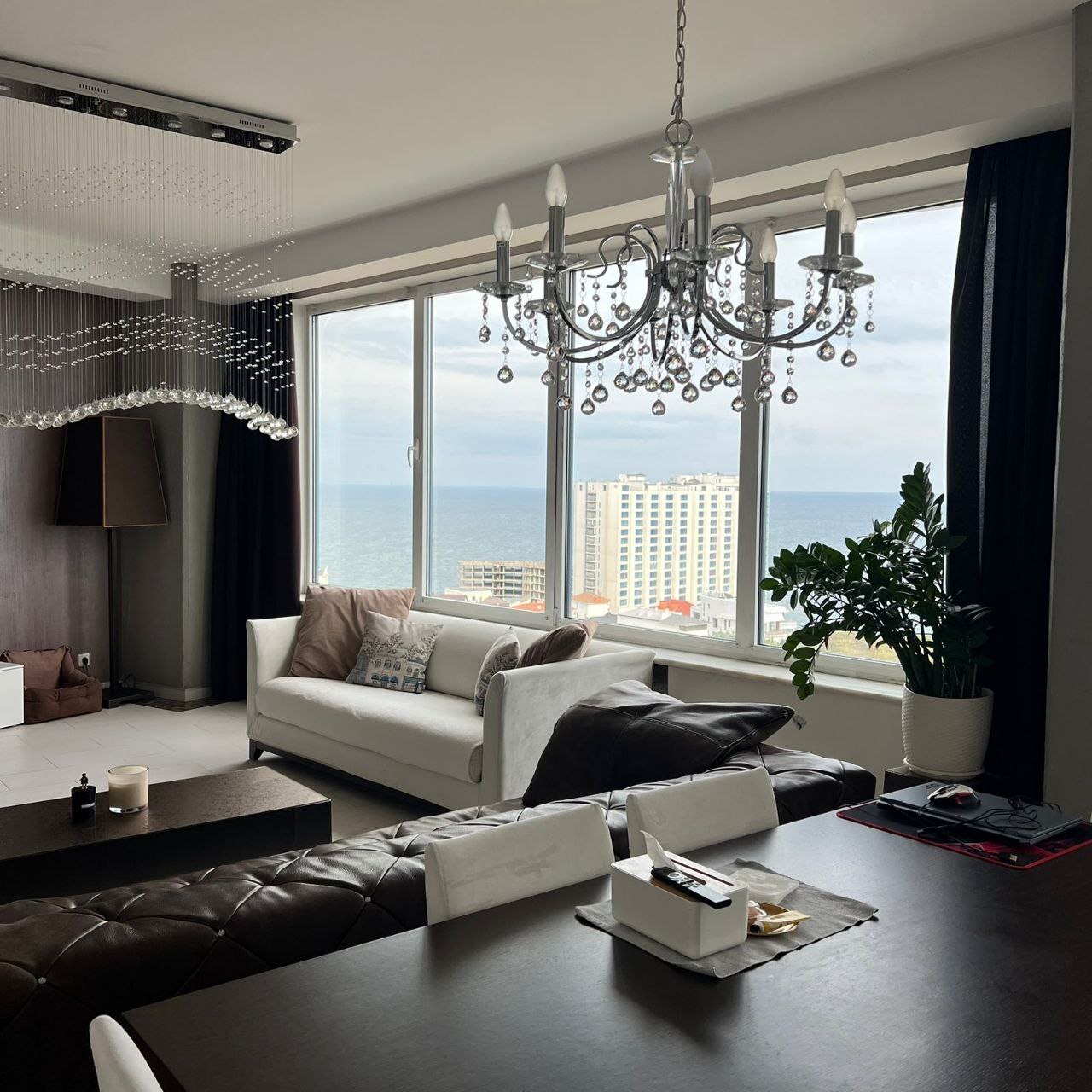 Аренда 2-комнатной квартиры 135 м², Литературная ул., 1А