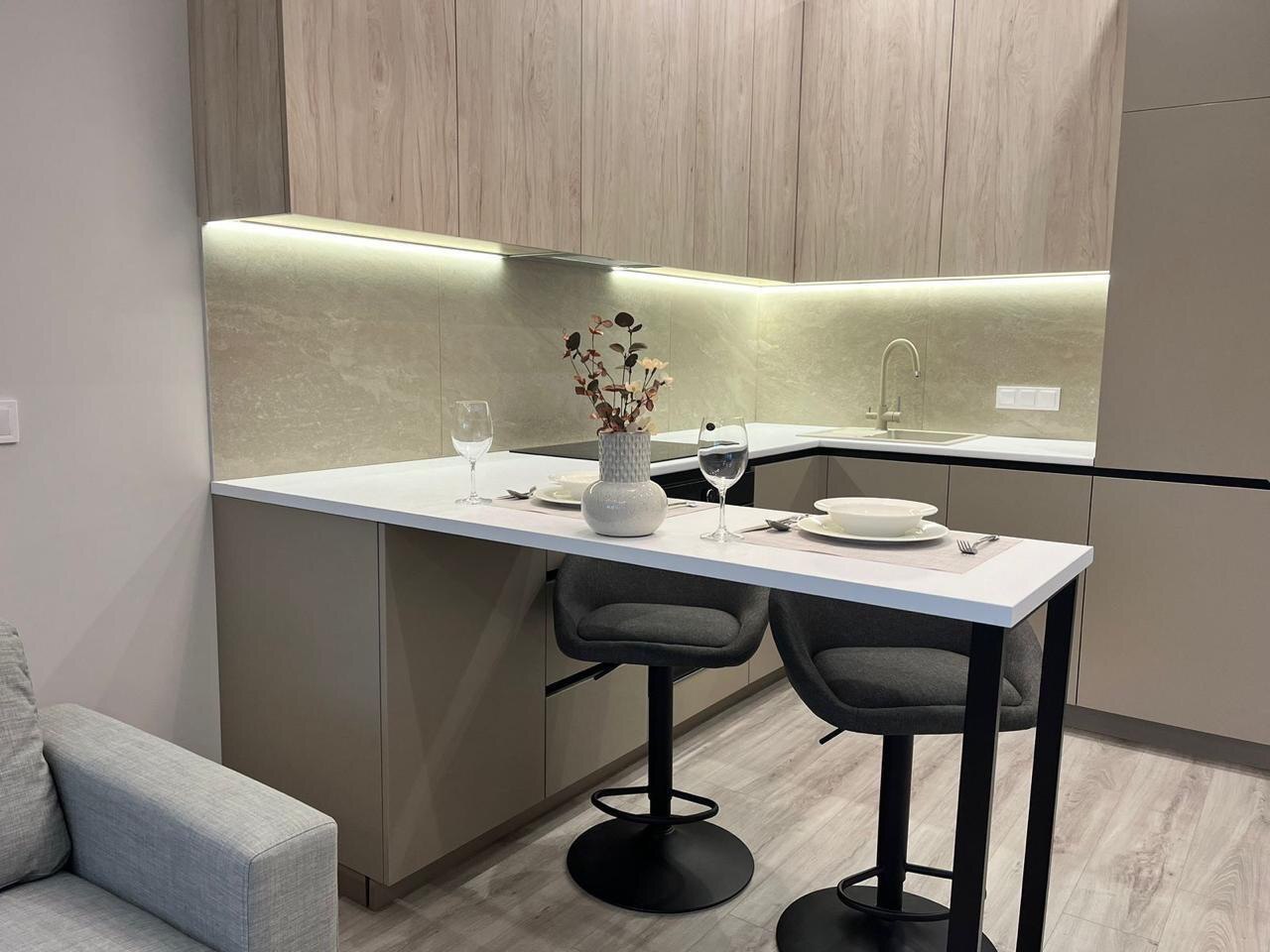 Аренда 1-комнатной квартиры 53 м², Победы просп., 11
