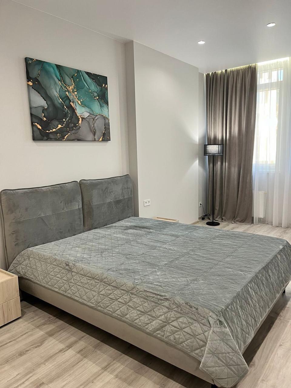 Аренда 1-комнатной квартиры 53 м², Победы просп., 11